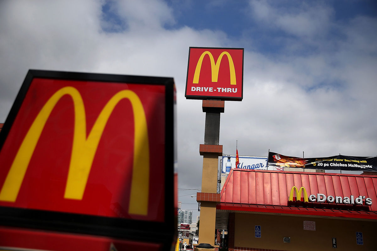 McDonalds lowers drink prices in effort to lure in customers